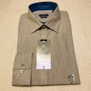 Van Heusen Classic Plaid Premium Non-Iron Shirt